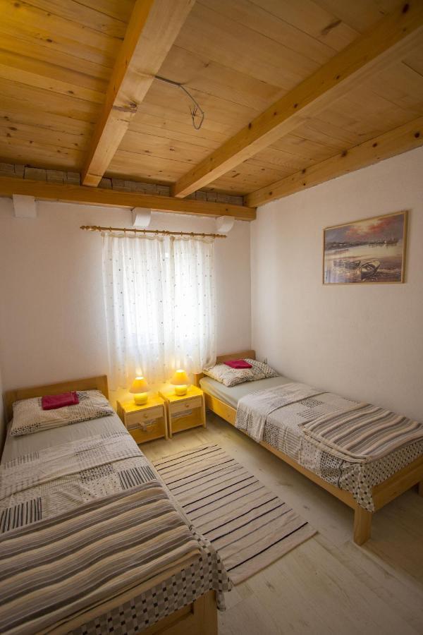 Seaside Secluded Apartments Cove Skozanje, Hvar - 5713 Gdinj Kültér fotó